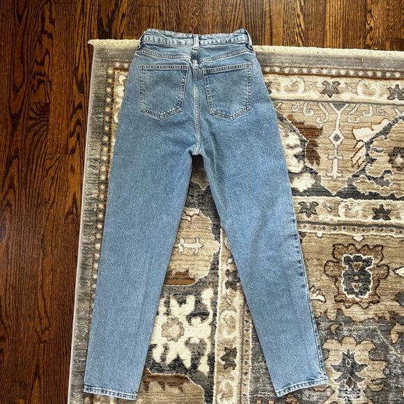 Light wash denim jeans - Picture 2 of 4